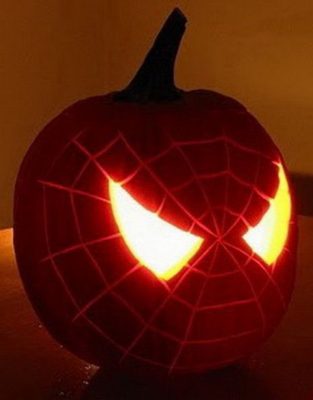 Don't let pumpkin carving season be stressful. Here are some easy DIY, geeky pumpkin carving ideas! Disney Tinkerbell Carved Pumpkin