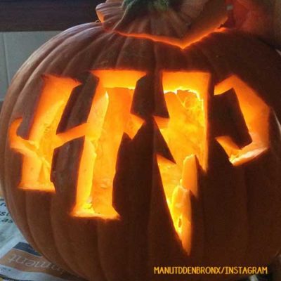 Don't let pumpkin carving season be stressful. Here are some easy DIY, geeky pumpkin carving ideas! Harry Potter Carved Pumpkin