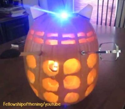 Don't let pumpkin carving season be stressful. Here are some easy DIY, geeky pumpkin carving ideas! Dalek / Doctor Who Carved Pumpkin